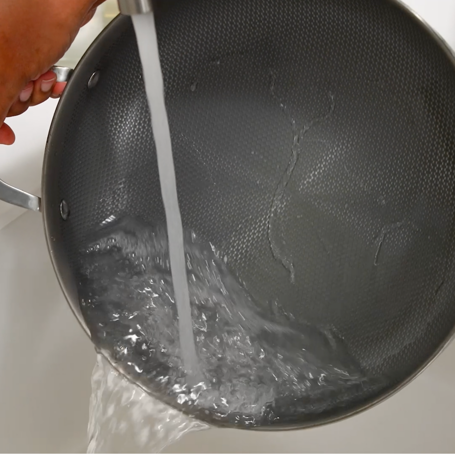 11.25" Titanium Sauté Pan with GeoGlide™ Surface & Glass Lid, Silver